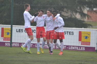 U17. Volontaire, le Sporting ne rate pas son départ 