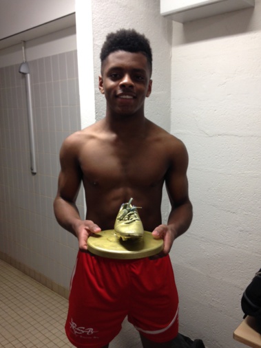 U15 Elite. Beaucouzé enfin récompensé de son abnégation pour Noël U15 Elite. Beaucouzé enfin récompensé de son abnégation pour Noël