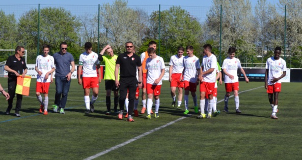 Les U17B après leur victoire
