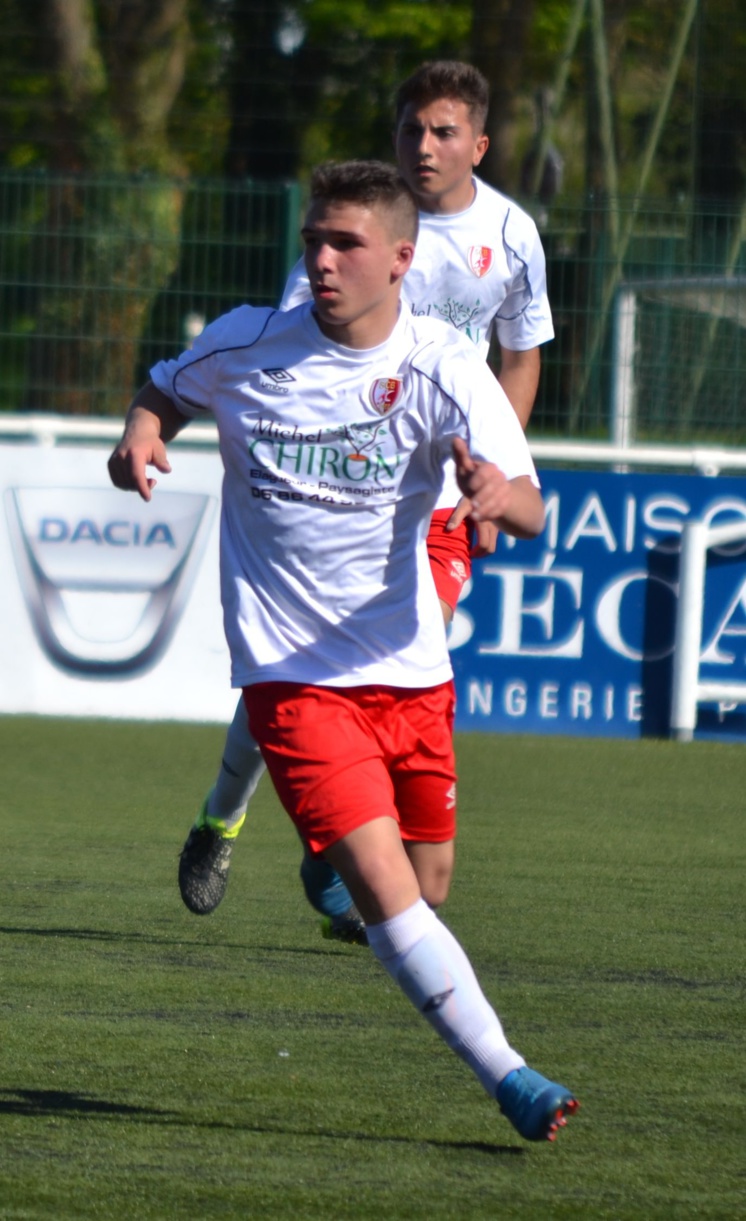 Guillaume Chavignon (triple buteur en U17B)