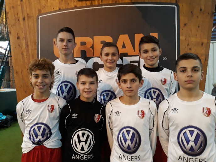 U13