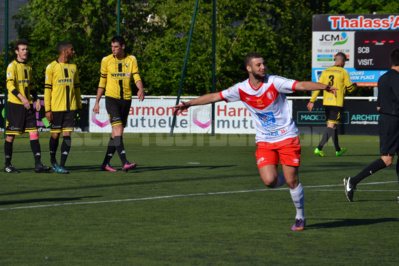 Avec trois buts en deux rencontres, Youcef Amer aura réussi avec ses coéquipiers à ramener le Sporting sur le quai du maintien