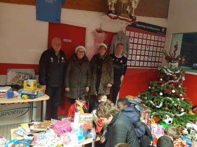 En attendant le Père Noël, le Père Noël Vert du SCB est passé !