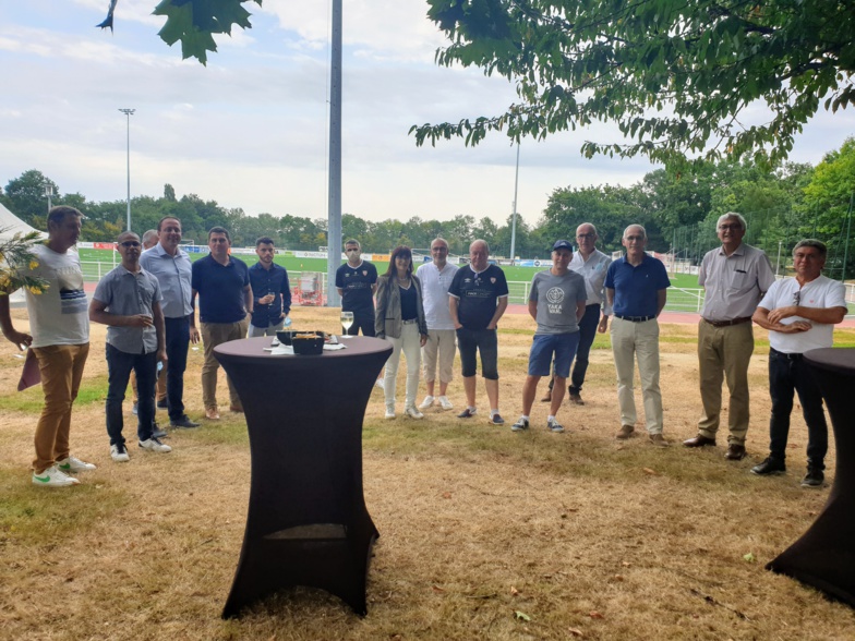 Réception du nouveau synthétique Réception du nouveau synthétique