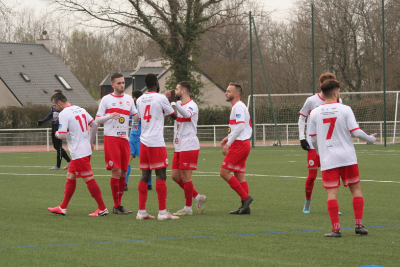 Deux matchs de Coupe en 4 jours pour la R1 ! Deux matchs de Coupe en 4 jours pour la R1 !