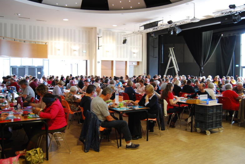 Le Sporting a organisé son premier loto de la saison ! Le Sporting a organisé son premier loto de la saison !