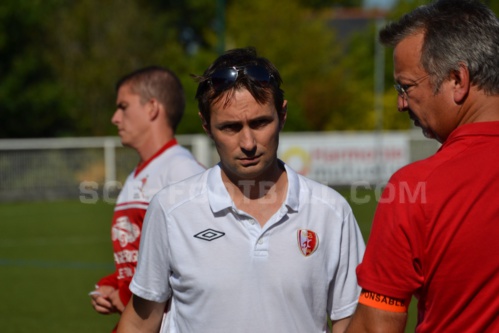 Fabrice Rousseau et les beaucouzéens reprennent victorieusement l'année. Fabrice Rousseau et les beaucouzéens reprennent victorieusement l'année.