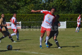 Steve (au premier plan) et François (au second) échangent leur poste respectif. (Photo SC Beauouzé) Steve (au premier plan) et François (au second) échangent leur poste respectif. (Photo SC Beauouzé)