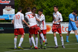 Belle joie collective pour une jolie qualification. Belle joie collective pour une jolie qualification.