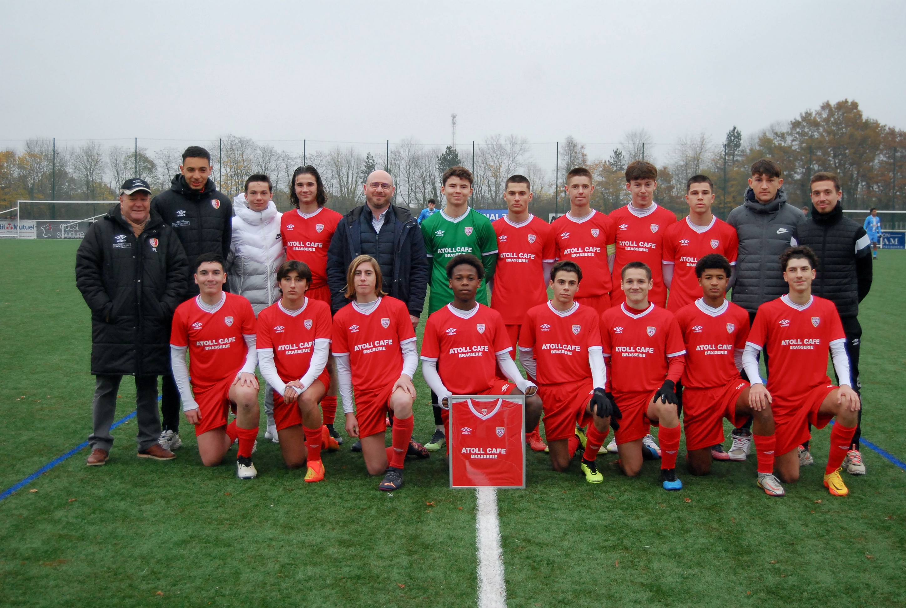 Officiel les U17 montent en R1, l'Atoll Café Brasserie nouveau sponsor !