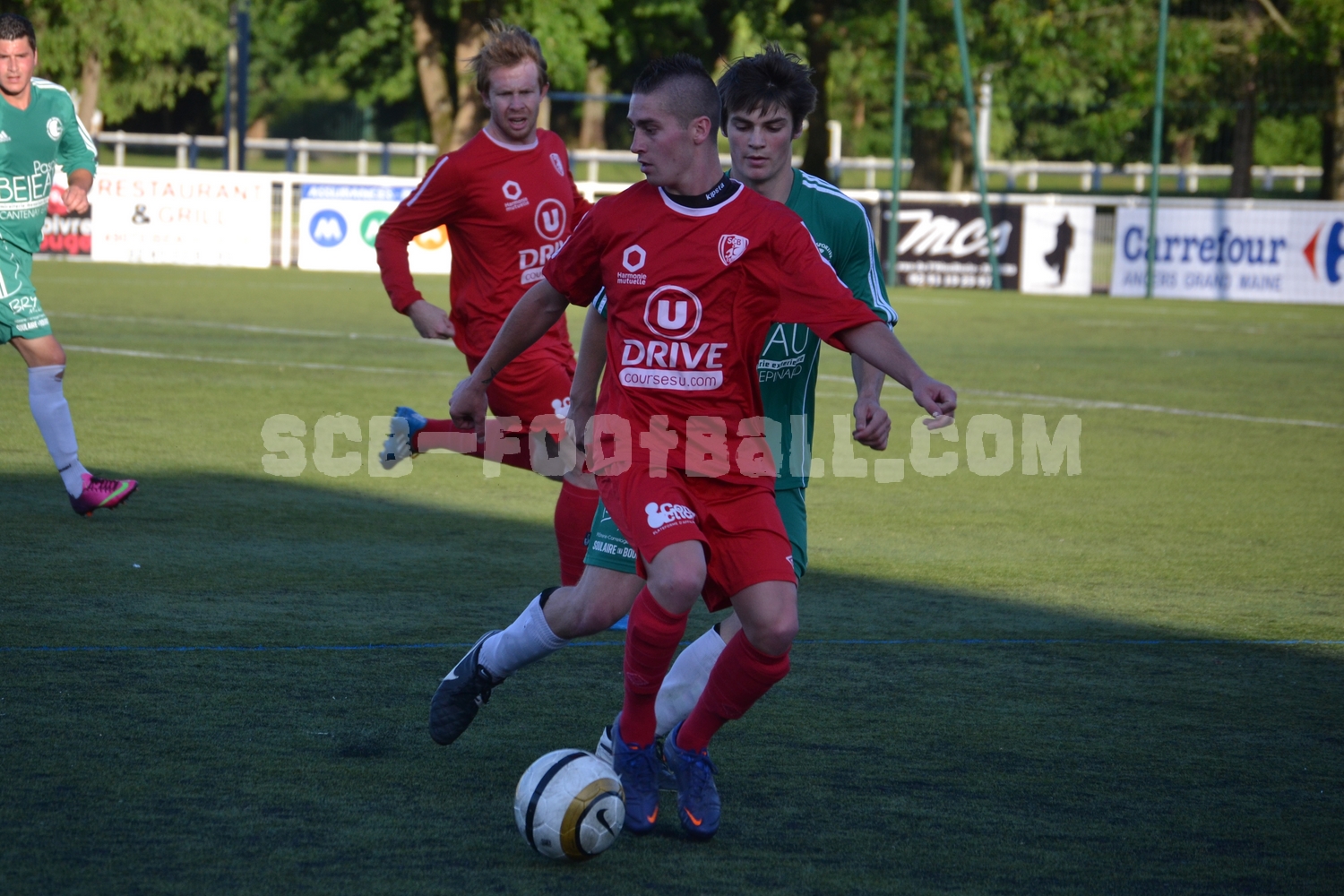 Stan Luette et ses partenaires sont passés à travers de leur match. (Photo archives) Stan Luette et ses partenaires sont passés à travers de leur match. (Photo archives)